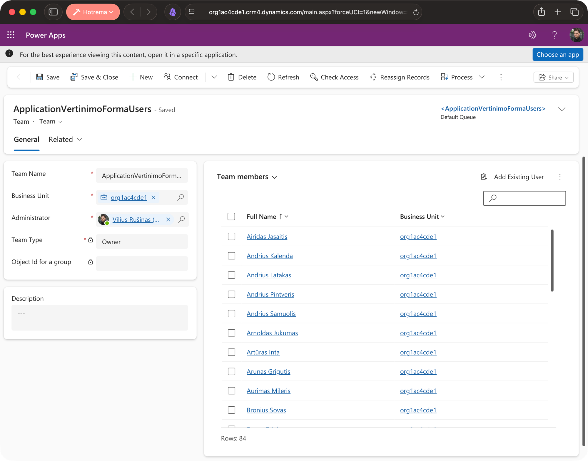 ApplicationVertinimoFormaUsers komandos įrašas su Team members sąrašu ir Add Existing User mygtuku.
